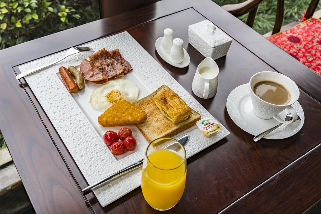 Graceland Garden Court Hotel Yujiaqiao Buitenkant foto